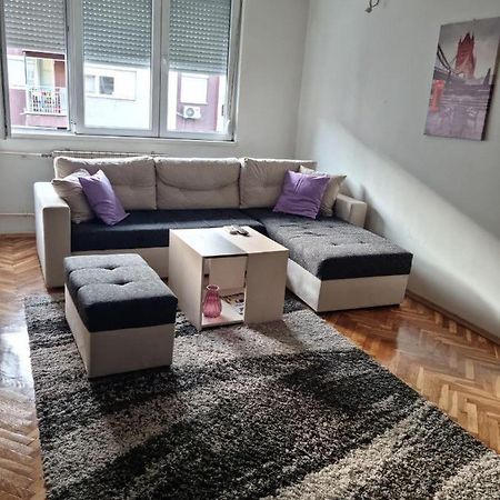 Empire Apartments Skopje Ngoại thất bức ảnh