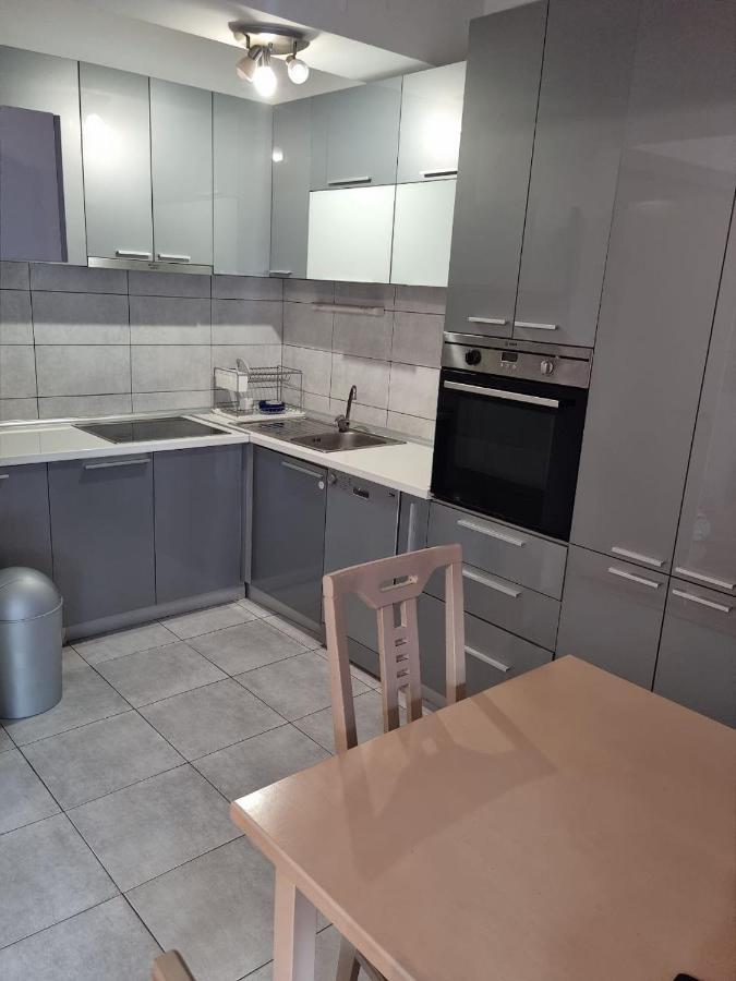 Empire Apartments Skopje Ngoại thất bức ảnh