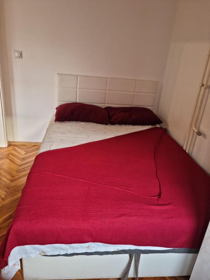 Empire Apartments Skopje Ngoại thất bức ảnh