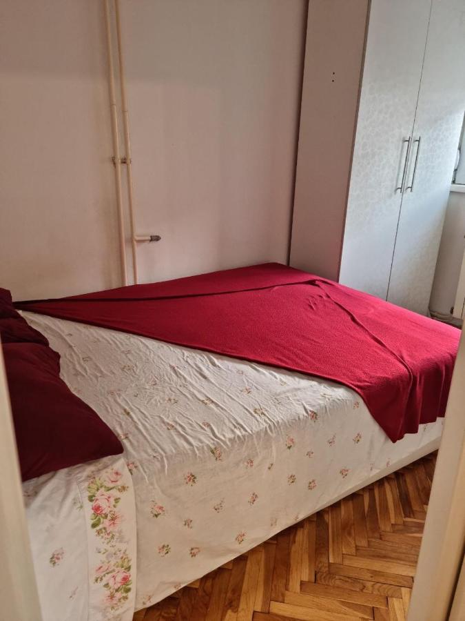 Empire Apartments Skopje Ngoại thất bức ảnh